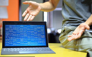 阳谷 mongo排序sort,php如何按顺序排列数组？